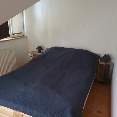Revesz Apartment Mosonmagyarovar Bagian luar foto