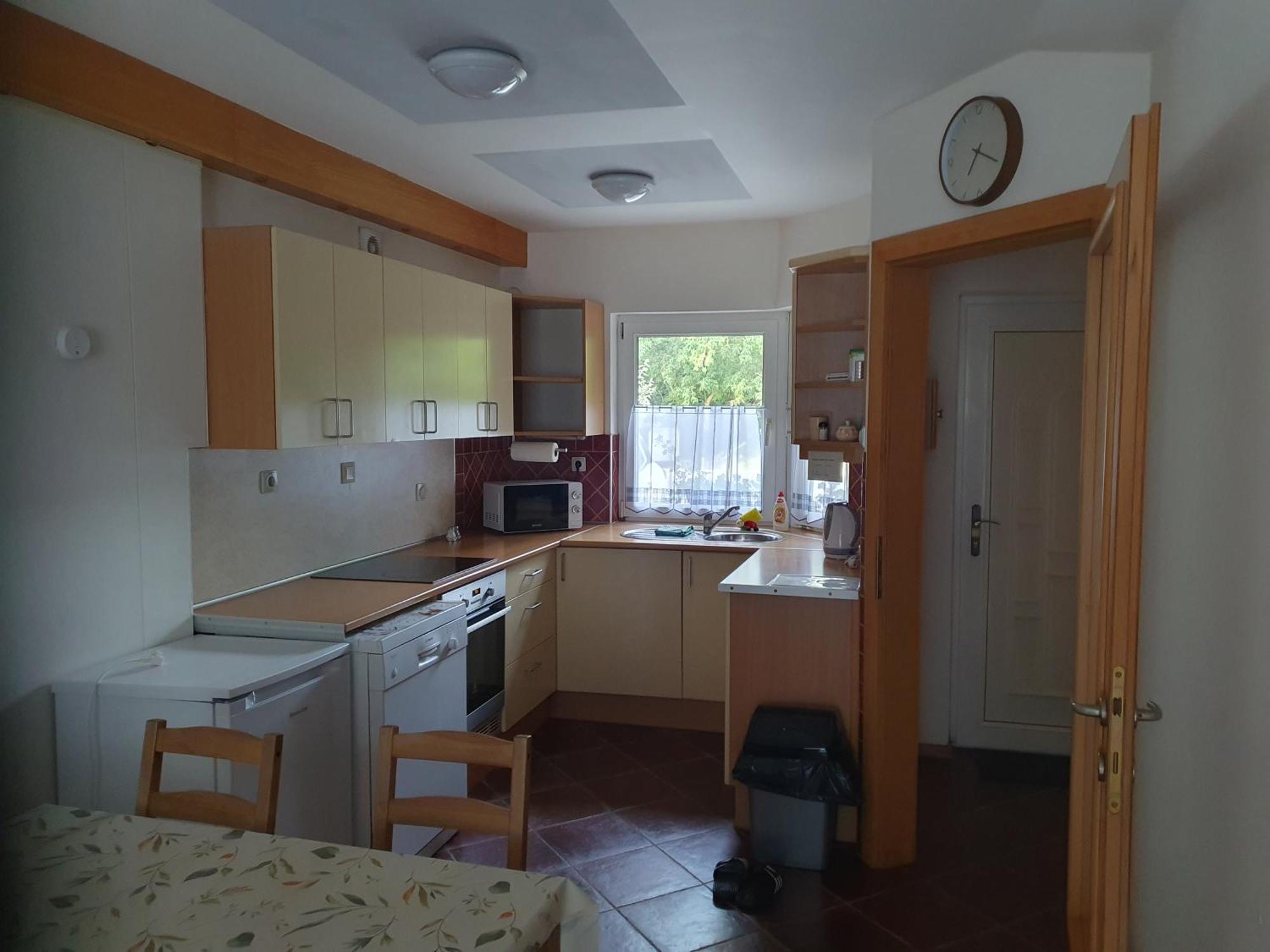 Revesz Apartment Mosonmagyarovar Bagian luar foto